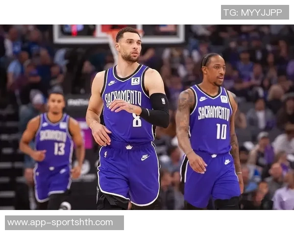 湖人缺少东詹却被里夫斯打爆德罗赞拉文表现为何不敌对手